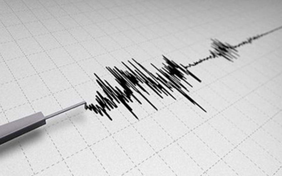 Σφοδρός σεισμός 7,7 Ρίχτερ στο Εκουαδόρ - Media
