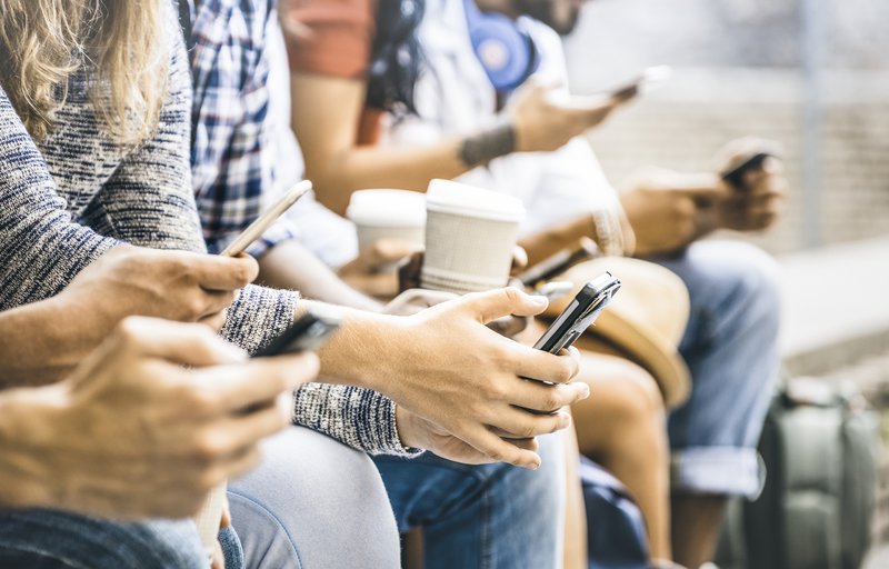 Άγχος, φόβος, διάσπαση προσοχής: Οι επιπτώσεις της κατάχρησης του smartphone - Media
