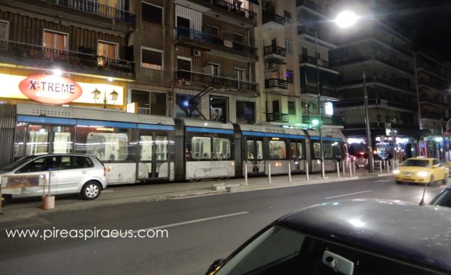 Το τράμ ξανά στους δρόμους του Πειραιά (video)  - Media
