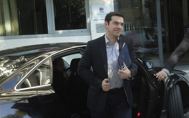 Ευδιάθετος ο Τσίπρας στα γραφεία του ΣΥΡΙΖΑ - «Σήμερα είναι τα ερωτικά ραντεβού» - Media