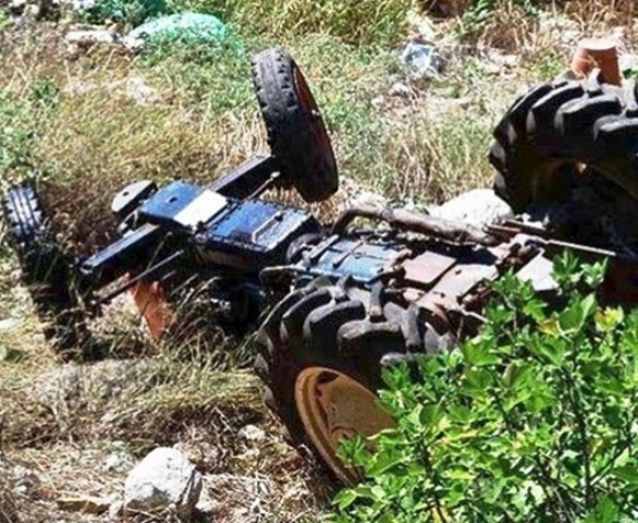 Αχαΐα: Τραγικός θάνατος για ηλικιωμένο που καταπλακώθηκε από το τρακτέρ του - Media