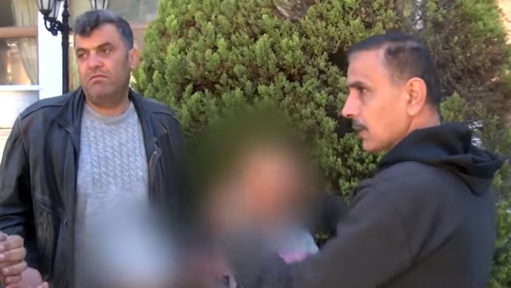 Ρατσιστές και φασίστες χτύπησαν προσφυγόπουλα με ρόπαλα  - Media