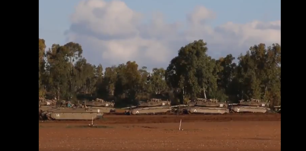 Ισραηλινά άρματα έτοιμα να εισβάλουν στη Γάζα - Ολονύχτιοι βομβαρδισμοί μετά από ρουκέτα (Video/Photos) - Media
