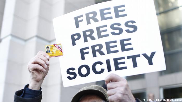 «Όλα τα τουρκικά ΜΜΕ στα χέρια ενός» - Media