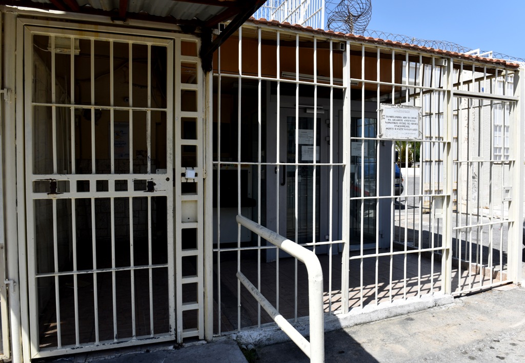 Φυλακές Κορυδαλλού: Πώς φτάσαμε στο αιματοκύλισμα μέσα στο ψυχιατρείο - Media