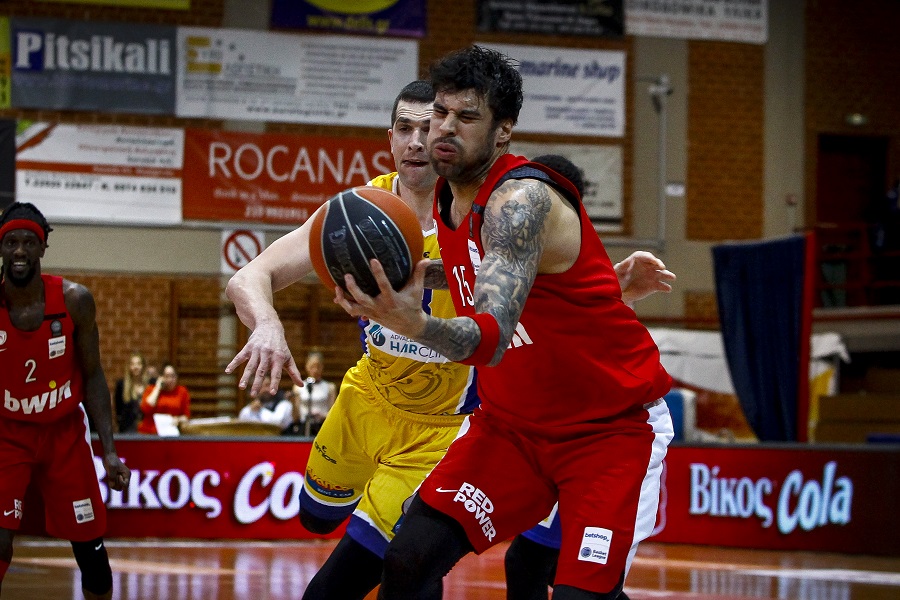 Λαύριο – Ολυμπιακός 76-81 - Media