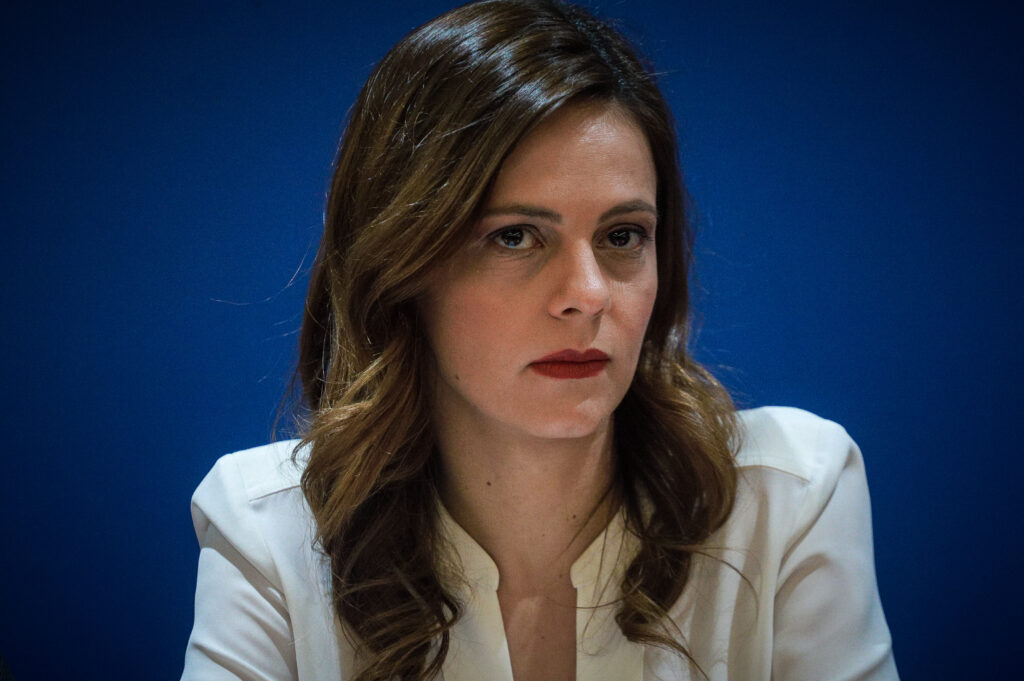 Αχτσιόγλου: Πώς οι κυβερνήσεις 2006-2010 χάρισαν 241 εκατ. στις φαρμακευτικές - Media