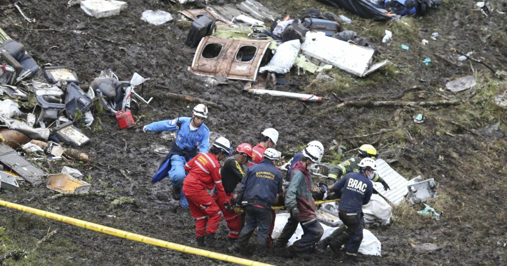 Ανατριχιαστικό: Επέζησε από το αεροπορικό δυστύχημα της Σαπεκοένσε και «έσβησε» μέσα στο γήπεδο - Media