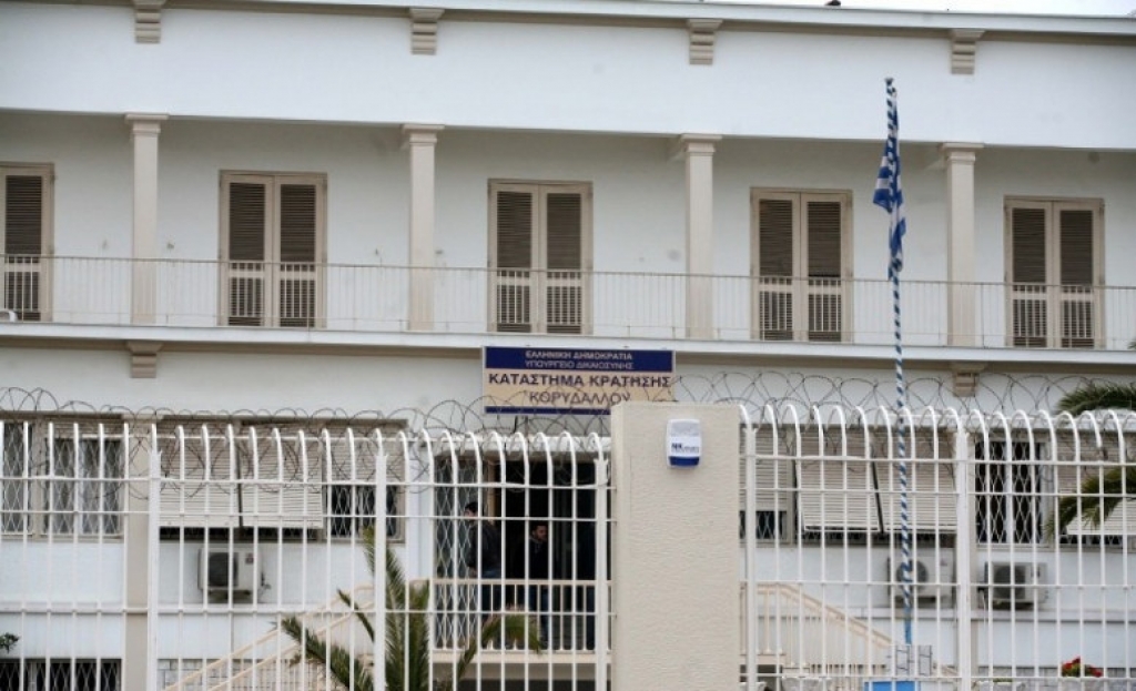 Συλλήψεις δυο δικηγόρων για εμπλοκή στη μαφία του Κορυδαλλού - Media