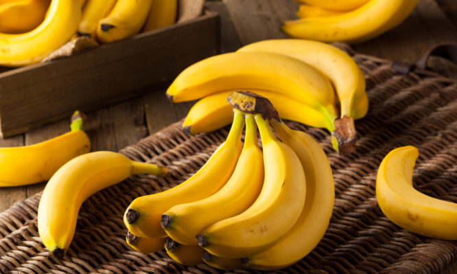 Τι μας προσφέρουν οι μπανάνες - Πότε γίνονται επικίνδυνες για την υγεία μας  - Media