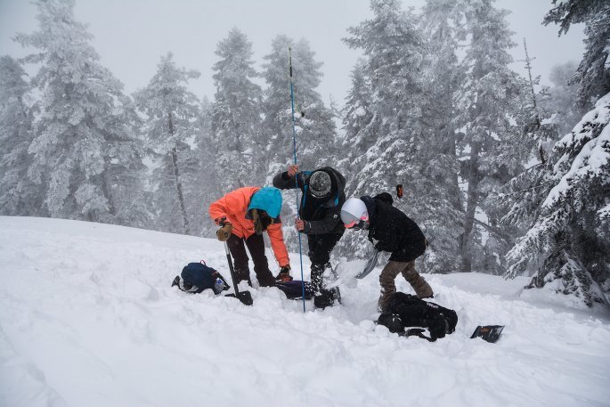 Χιονοστιβάδα στα Καλάβρυτα: Ένα εκατ. τόνοι χιονιού – Τι είπε ο Γάλλος ειδικός - Media