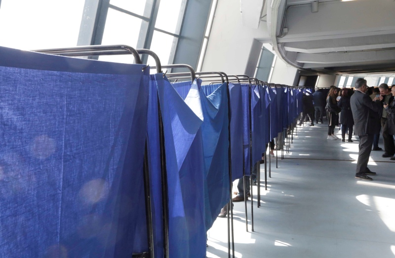 Συνέδριο ΚΙΝΑΛ: Ψηφίζουν για νέα ενιαία Κεντρική Επιτροπή - Media