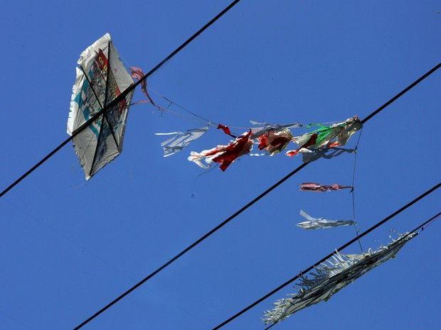 Καθαρά Δευτέρα: Προσοχή με τους χαρταετούς – Τι πρέπει να κάνετε σε περίπτωση ηλεκτροπληξίας - Media