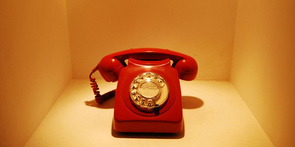 Αλλάζουν τα «κόκκινα τηλεφωνα» σε Μαξίμου και υπουργεία - Media