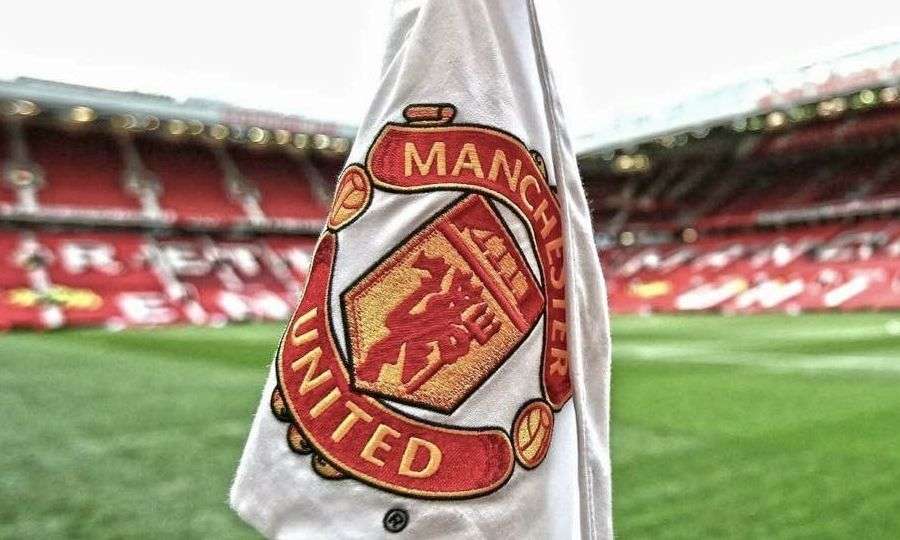 Χαροπαλεύει οπαδός της Γιουνάιτεντ - Τον μαχαίρωσε οδηγός ταξί - Media