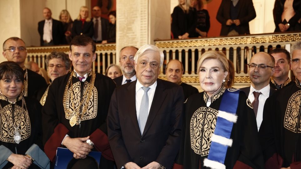 Επίτιμη διδάκτορας της Ιατρικής του πανεπιστημίου Αθηνών η Μαριάννα Βαρδινογιάννη - Media