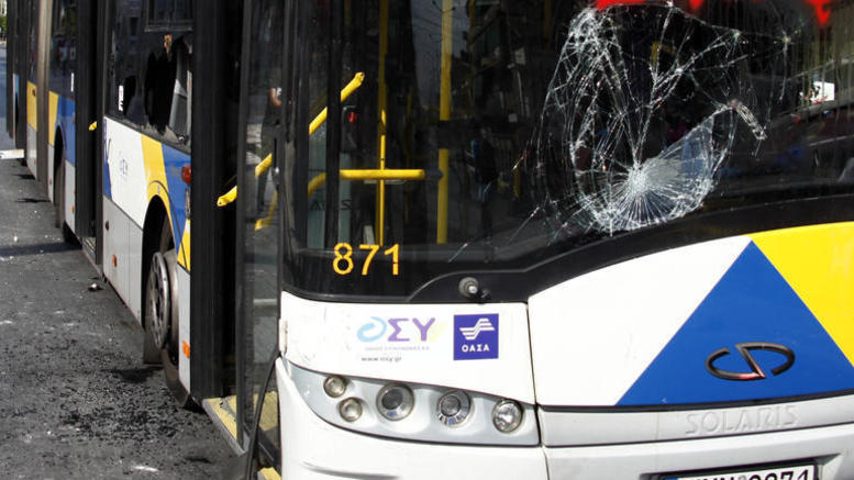 Επίθεση σε λεωφορείο του ΟΑΣΑ στη Μεταμόρφωση - Media