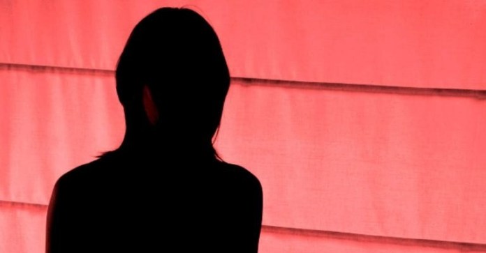 Ροζ κύκλωμα: Πώς «έπεισαν» τις φοιτήτριες - Σοκάρει μαρτυρία 20χρονης - Media