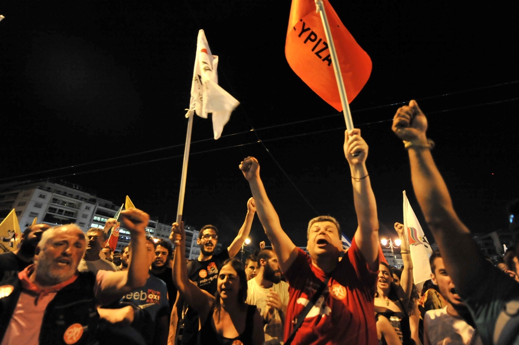 Hasta …να πάνε - Media