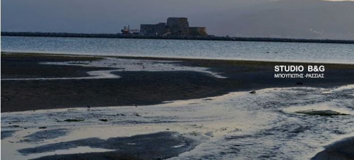 Ναύπλιο: Ο βυθός έγινε παραλία - Η υπερπανσέληνος ...ρούφηξε τη θάλασσα  - Media