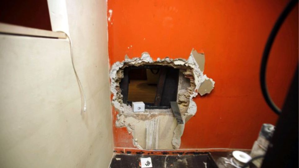 Εξιχνιάστηκε ριφιφί σε κατάστημα στην Κατερίνη - Media