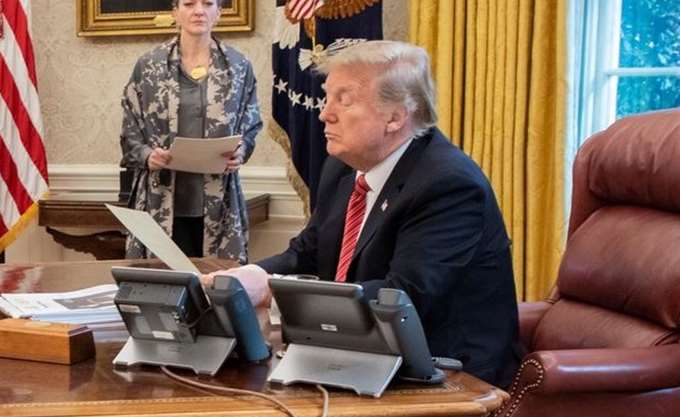 ΗΠΑ: Υπό διωγμόν τα ισπανικά στην εποχή Τραμπ - Media