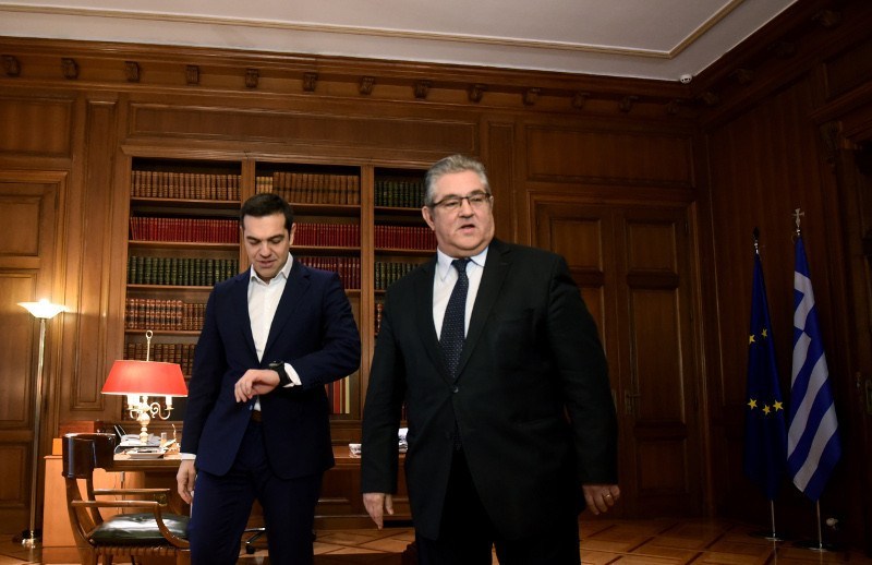 Κουτσούμπας: Γυρίζουμε τη πλάτη στον ΣΥΡΙΖΑ και στα «πλυντήρια» που φτιάχνει - Media