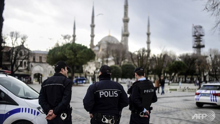 Νέο μπαράζ συλλήψεων στην Τουρκία για σχέσεις με τον Γκιουλέν - Media