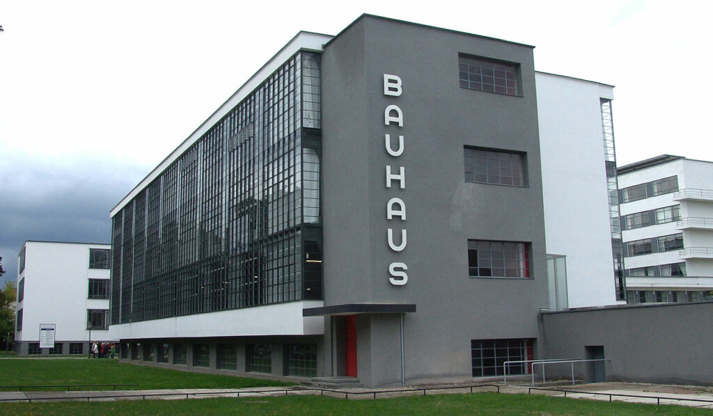 Bauhaus: «Μια μετωνυμία της μοντέρνας αρχιτεκτονικής» - Media
