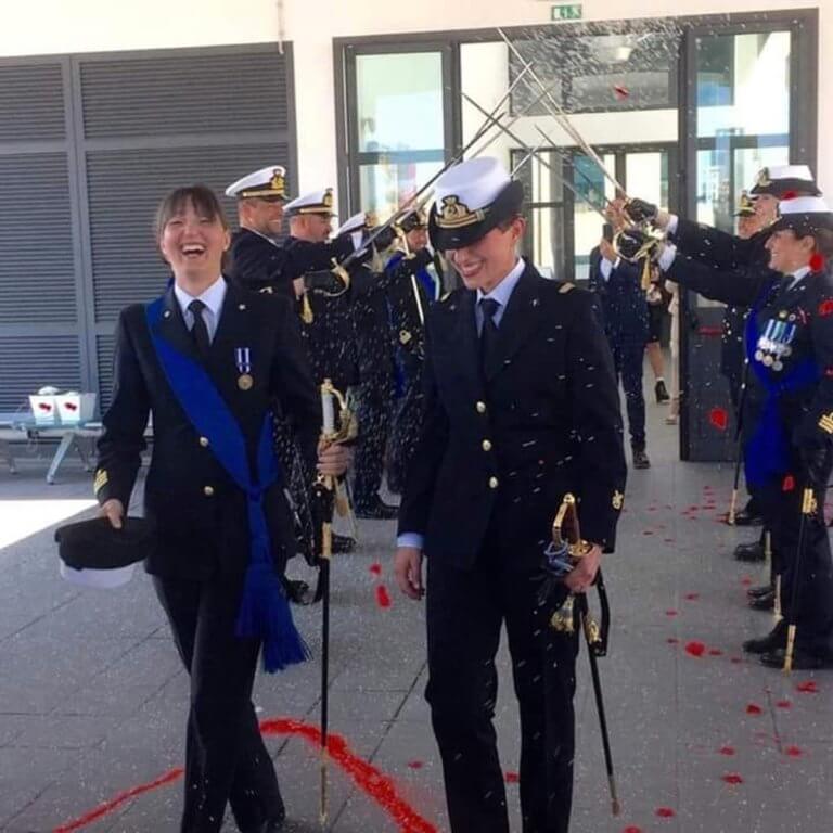 Ιταλία: Πρώτος γάμος γυναικών αξιωματικών στο Πολεμικό Ναυτικό (Photo) - Media