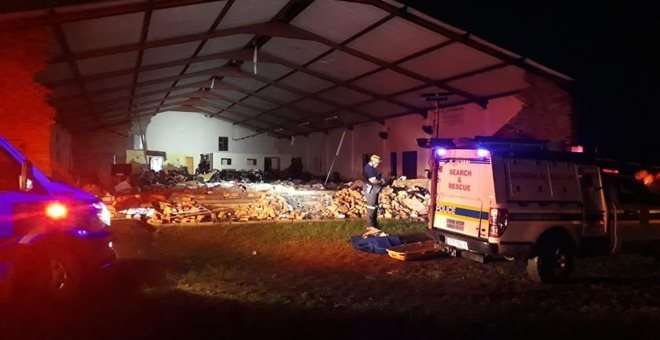 Νότια Αφρική: Δεκατρείς πιστοί σκοτώθηκαν όταν κατέρρευσε τοίχος εκκλησίας - Media