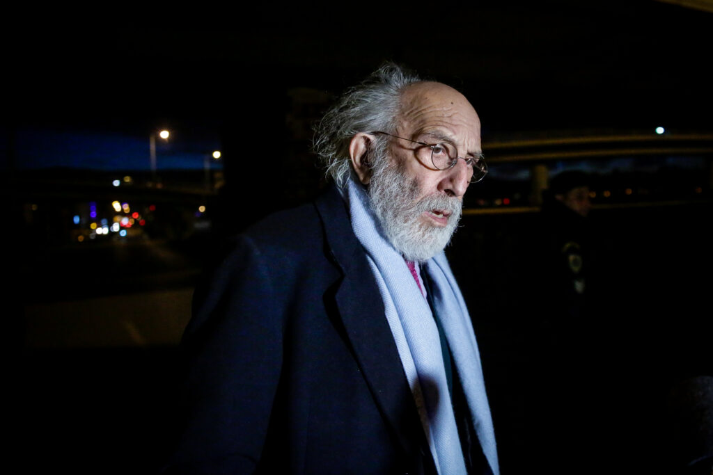 Απολογία Λυκουρέζου: Καλούμαι να απολογηθώ για καταθέσεις ενός κατάδικου - Media