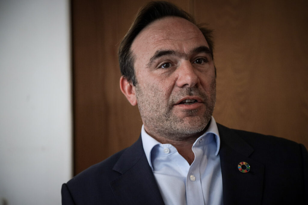 Πέτρος Κόκκαλης: Αντίπαλός μας είναι ο νεοφιλελευθερισμός - Media