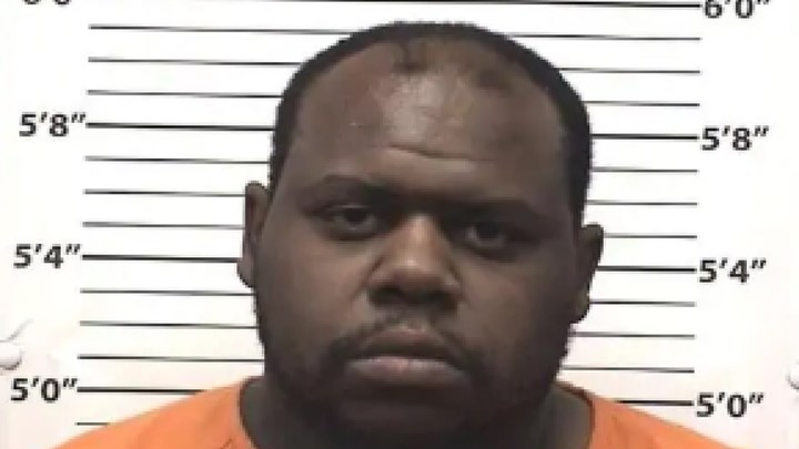 Ξυλοκόπησε μέχρι θανάτου την 5χρονη κόρη του γιατί δεν είχε διαβάσει τα μαθήματά της - Media