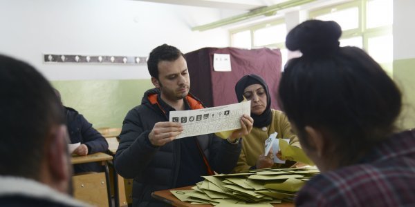 Τουρκία: Επανακαταμέτρηση σε 15 επιπλέον περιφέρειες στην Κωνσταντινούπολη - Media