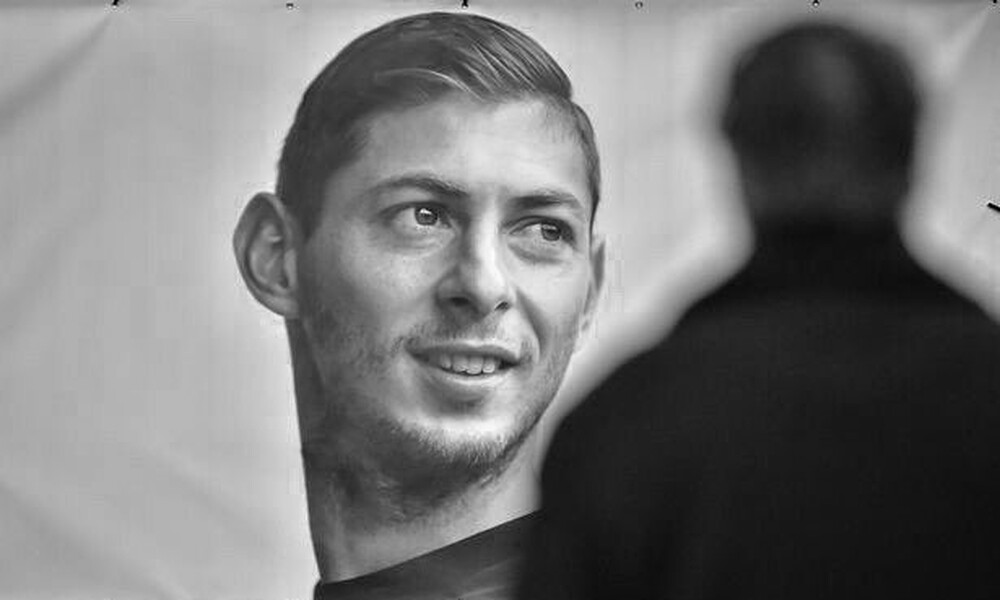 Θλίψη - Τρεις μήνες μετά το θάνατο του Σάλα, τον «ακολούθησε» ο πατέρας του, σκασμένος από τη στεναχώρια - Media