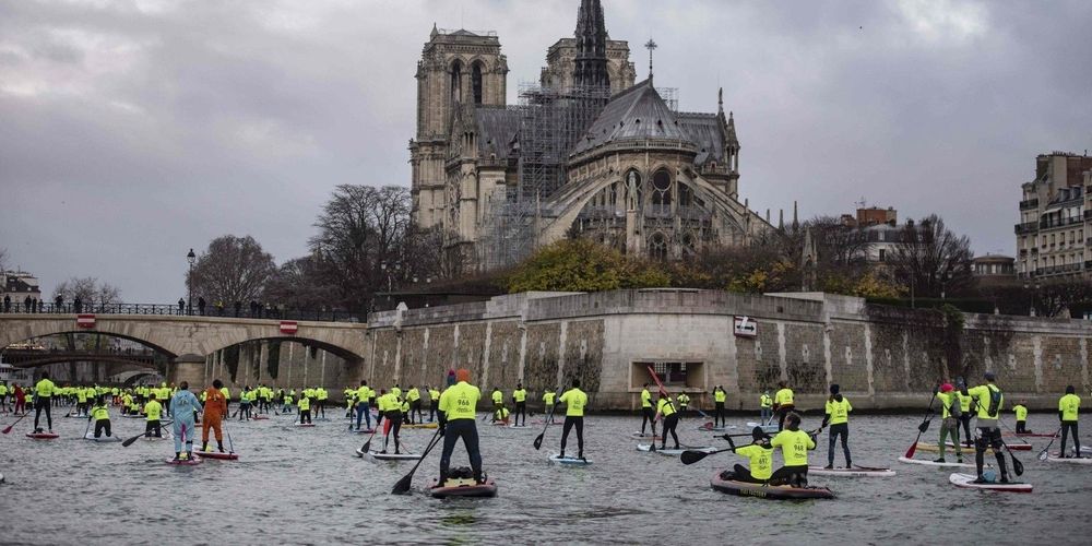 Οργή από τα «κίτρινα γιλέκα» για το ιλιγγιώδες ποσό που οι πλούσιοι Γάλλοι έδωσαν για τη Notre Dame - Media