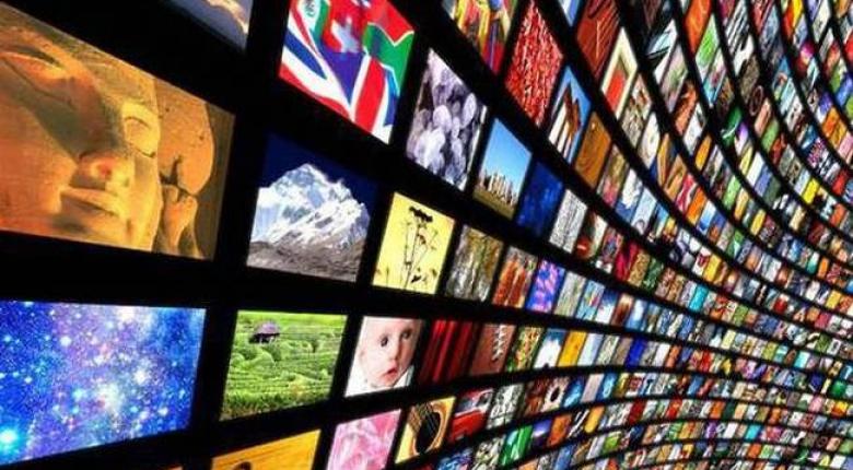 H Παναγία των Παρισίων καιγόταν και τα ελληνικά κανάλια έπαιζαν ριάλιτι και σαπουνόπερες - Media