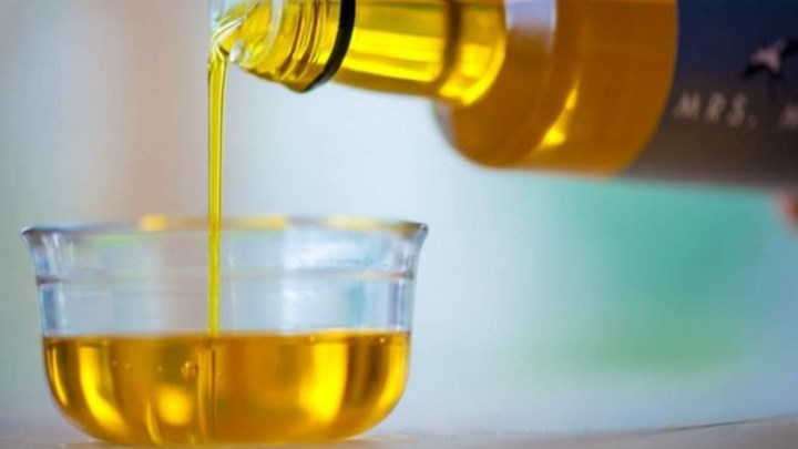 Λεκές από λάδι; Πως να απαλλαγείτε σε 5 λεπτά - Media