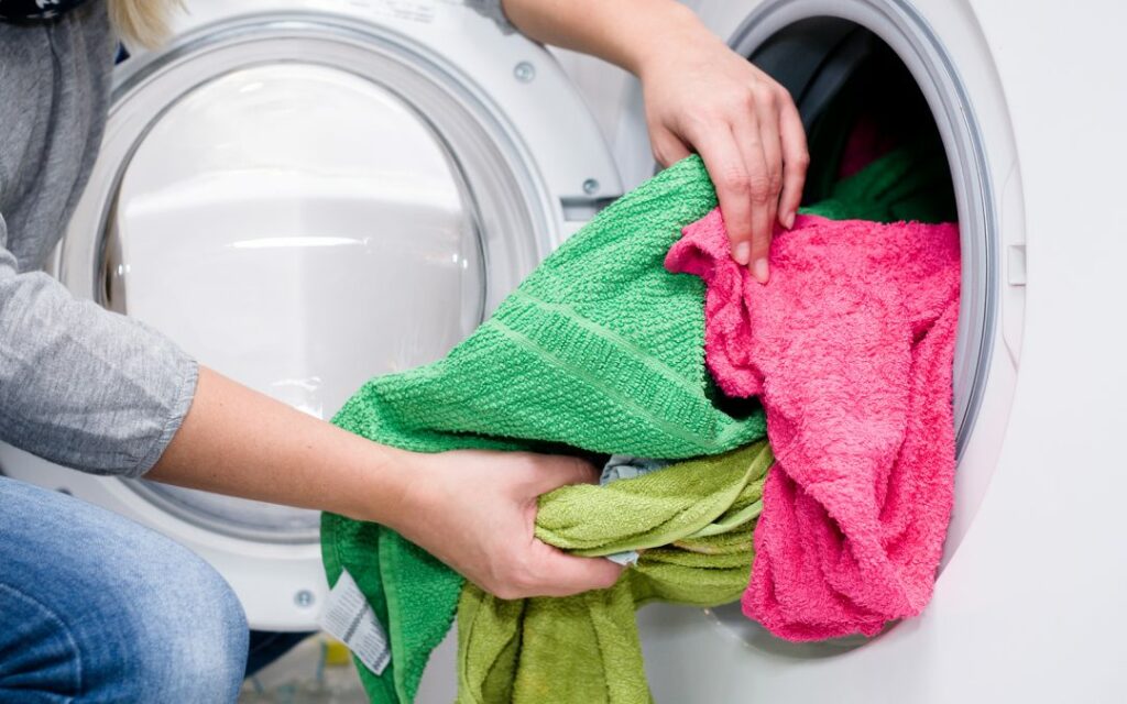 Τι να προσέξετε με τα πλυντήρια ρούχων - Ποια δεν εξολοθρεύουν τα μικρόβια - Media