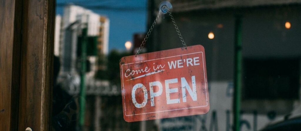 Χαλκιδική: Θα «ξεπατώνουν» τους εργαζόμενους - Στις 00:30 θα κλείνουν τα καταστήματα! - Media