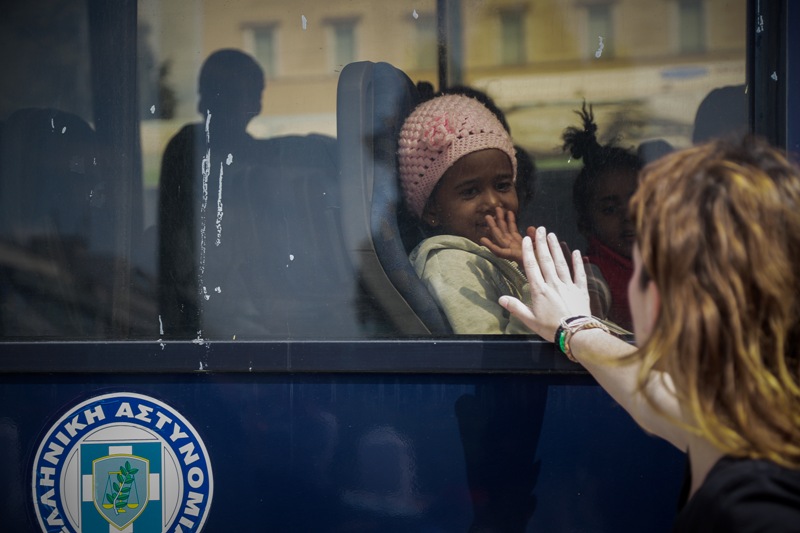 Προσφυγικό: 570 αιτούντες άσυλο αναχωρούν σήμερα από τη Μόρια για Πειραιά - Media