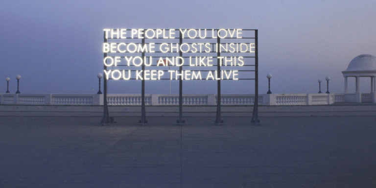 Βρετανός εικαστικός θα γεμίσει γλυπτά το Πέραμα - Από εργαστήρια ντόπιων σιδεράδων (Photos) - Media