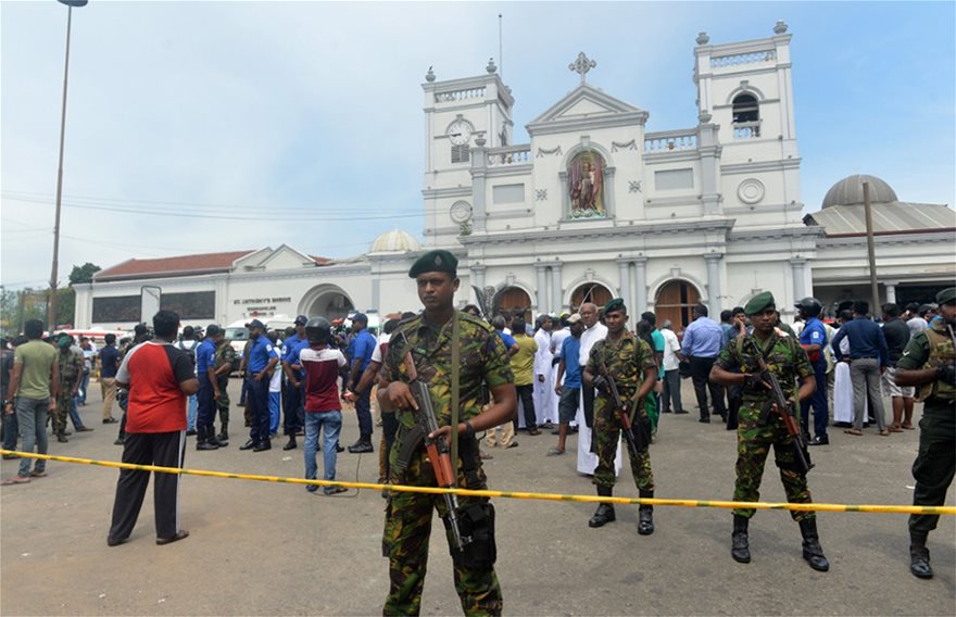 Λουτρό αίματος στη Σρι Λάνκα: 156 νεκροί, πάνω από 400 τραυματίες από βόμβες σε εκκλησίες - ξενοδοχεία (Photos/Video) - Media