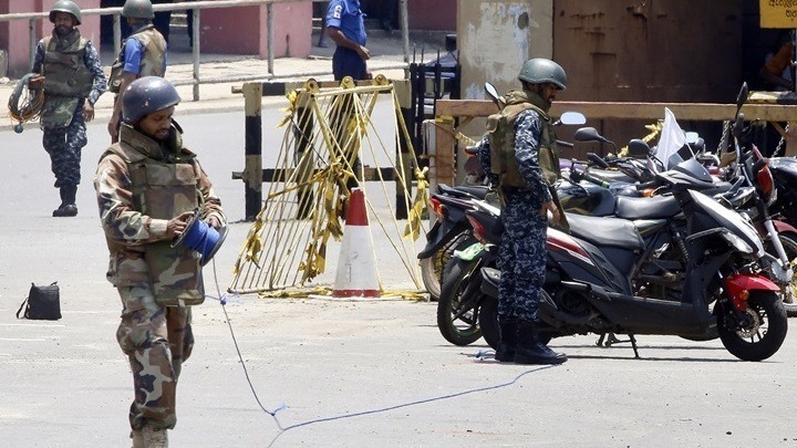 Σρι Λάνκα: Η αστυνομία αναζητά 140 άτομα που είχαν διασυνδέσεις με το Ισλαμικό Κράτος - Media