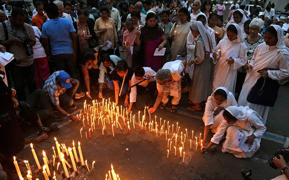 Σρι Λάνκα: Μεγάλο πλήγμα στον τουρισμό μετά τις πρόσφατες επιθέσεις αυτοκτονίας - Media
