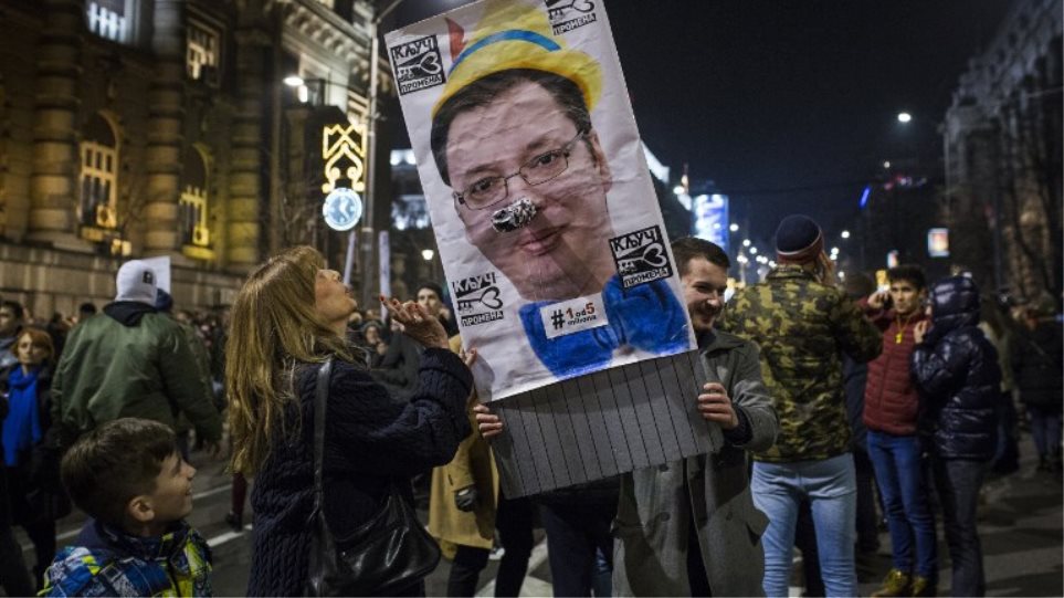 Σερβία: Νέες διαδηλώσεις κατά του προέδρου Αλεξάντερ Βούτσιτς	 - Media