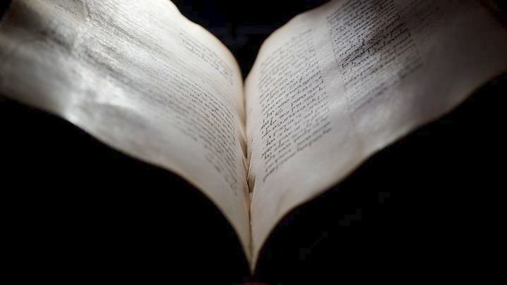 Επείγουσα αποστολή στο Σινά: Έλληνες ψηφιοποιούν χριστιανικά χειρόγραφα - Media