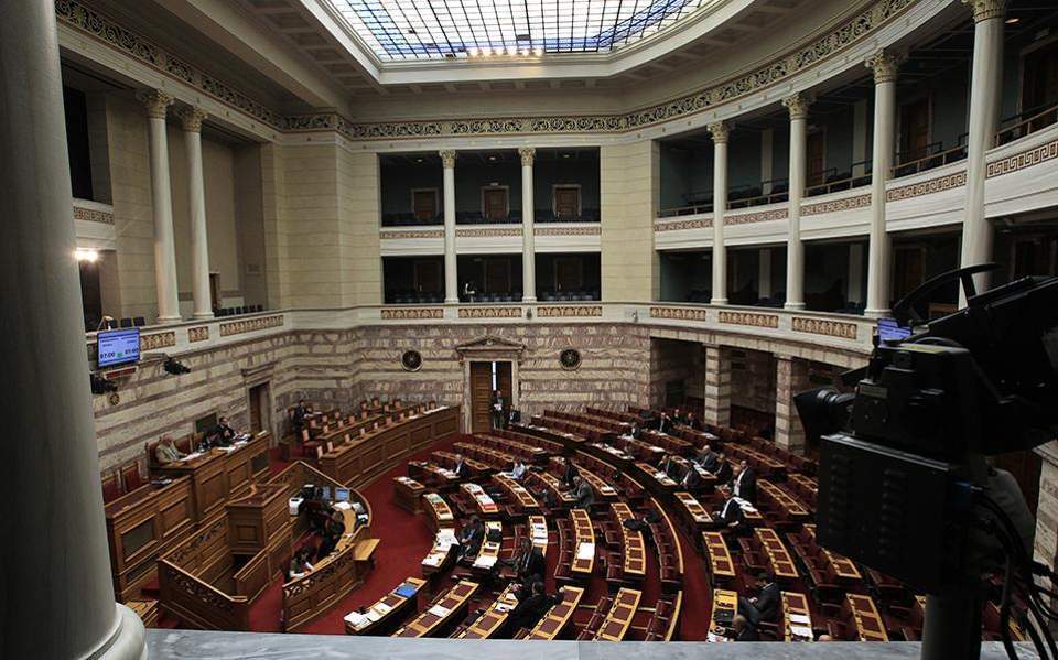 Ερώτηση 31 βουλευτών του ΣΥΡΙΖΑ για την υπαγωγή αγροτών στις 120 δόσεις - Media