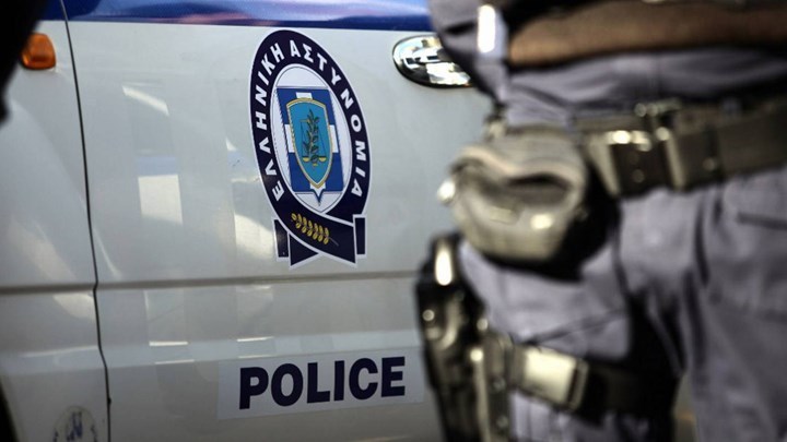 Πήγαν να …σουβλίσουν τους αστυνομικούς σαν τ